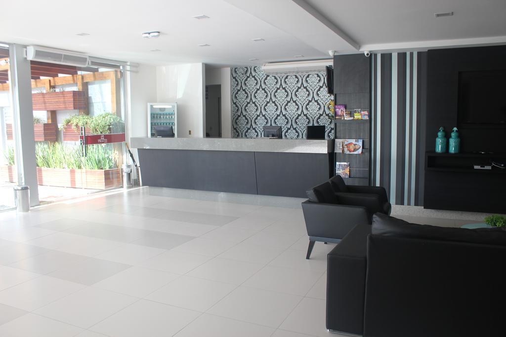 Pratti Hotel Linhares Esterno foto