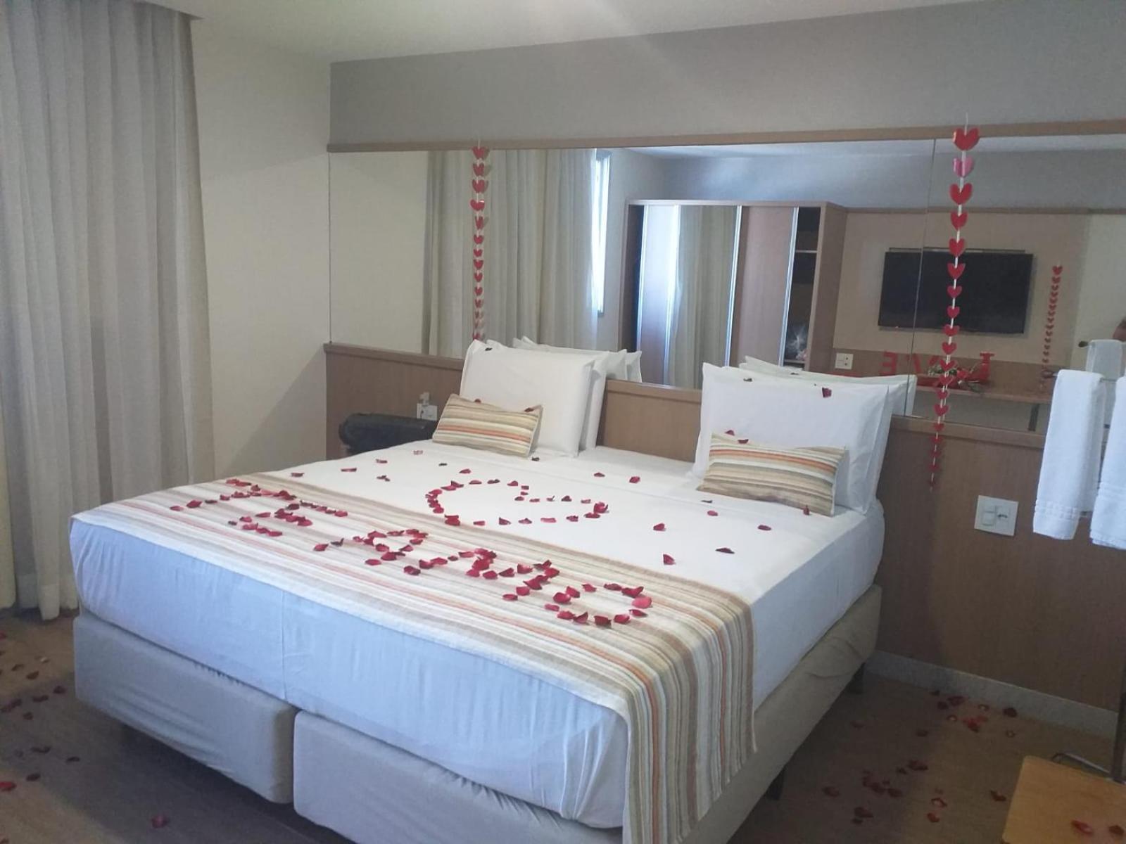 Pratti Hotel Linhares Esterno foto