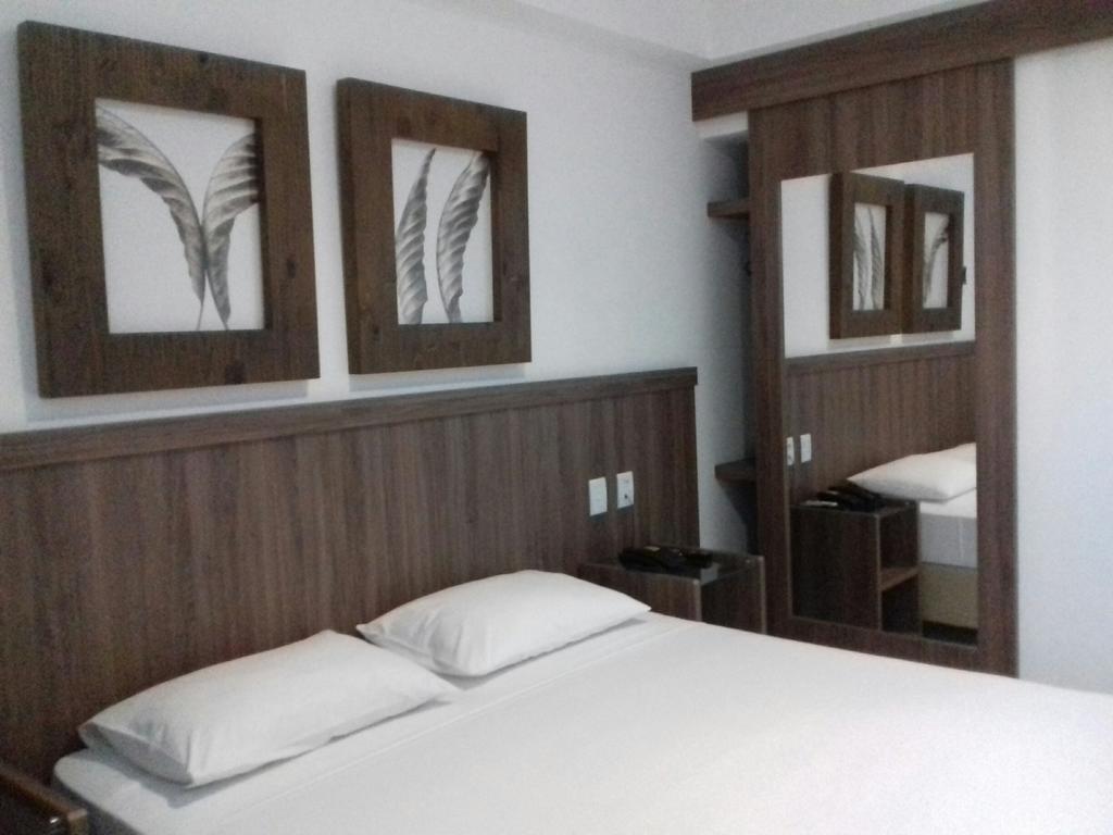 Pratti Hotel Linhares Esterno foto